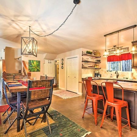 Cozy Home With Media Room Short Walk To Taos Plaza! Luaran gambar