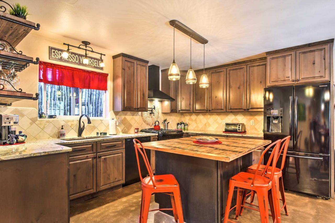 Cozy Home With Media Room Short Walk To Taos Plaza! Luaran gambar